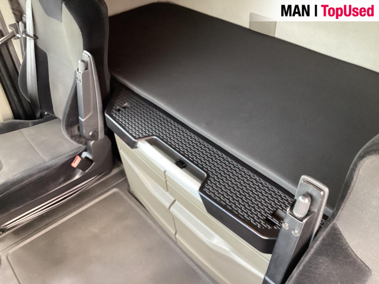 MAN TGX 18.510 4x2 BL SA - Vlačilec: slika 4 MAN TGX 18.510 4x2 BL SA - Vlačilec: slika 4