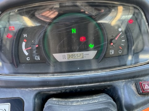 KUBOTA R082 - Kolesni nakladalec: slika 4 KUBOTA R082 - Kolesni nakladalec: slika 4