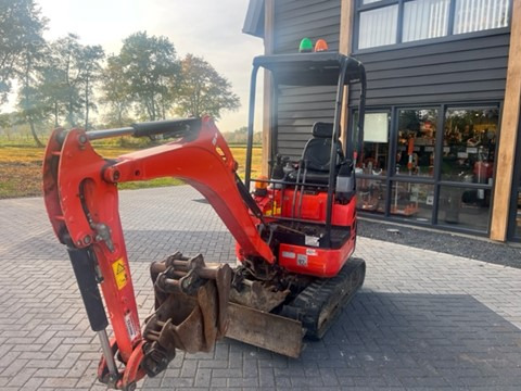 KUBOTA U17-3 - Mini bager: slika 1 KUBOTA U17-3 - Mini bager: slika 1