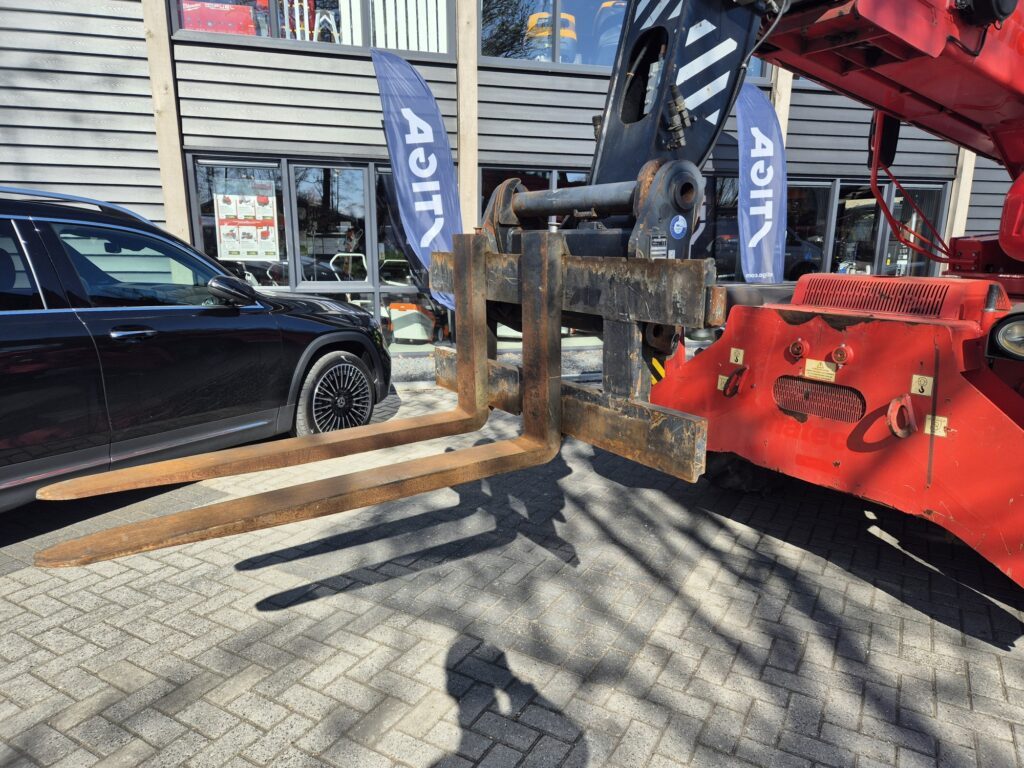 Teleskopski viličar MANITOU MRT 1840 easy: slika 15