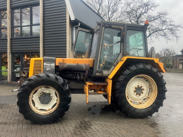 RENAULT 145.14 - Traktor: slika 1 RENAULT 145.14 - Traktor: slika 1