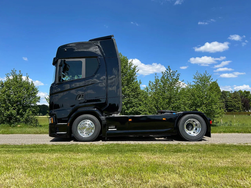 Scania 500S NGS | 4x2 NB | 4 BALOON SUSP. | PARK-COOLER | RETARDER | FULL-AIR | PTO PREP. | ACC | - Vlačilec: slika 2 Scania 500S NGS | 4x2 NB | 4 BALOON SUSP. | PARK-COOLER | RETARDER | FULL-AIR | PTO PREP. | ACC | - Vlačilec: slika 2