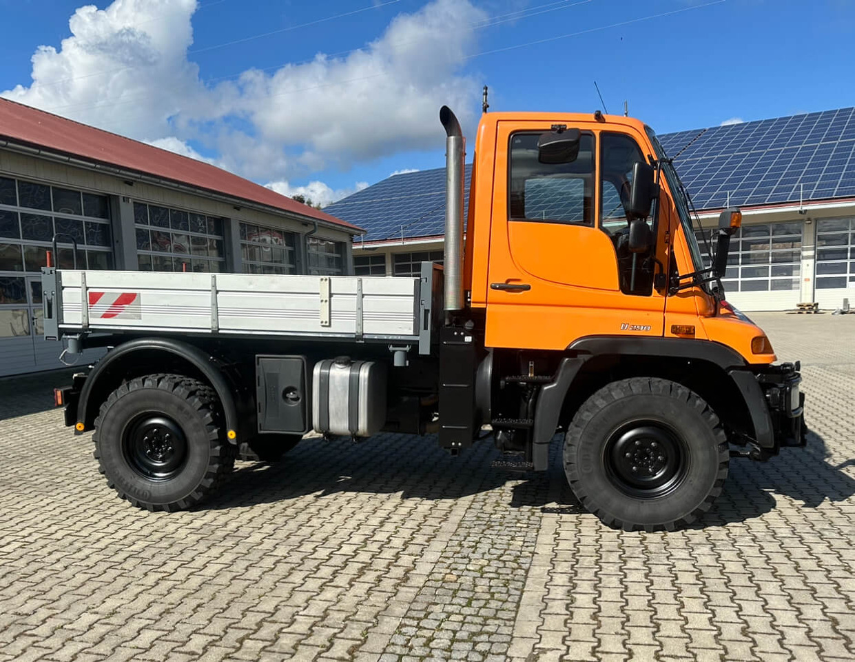Unimog 290 - U290 405 11347 Mercedes Benz 405 - Tovornjak prekucnik: slika 3 Unimog 290 - U290 405 11347 Mercedes Benz 405 - Tovornjak prekucnik: slika 3