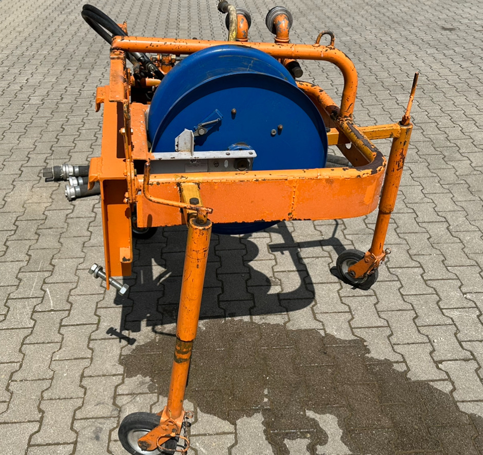 Unimog Frontanbauwasserpumpe Deu. hyd. - Črpalka za vodo: slika 4 Unimog Frontanbauwasserpumpe Deu. hyd. - Črpalka za vodo: slika 4