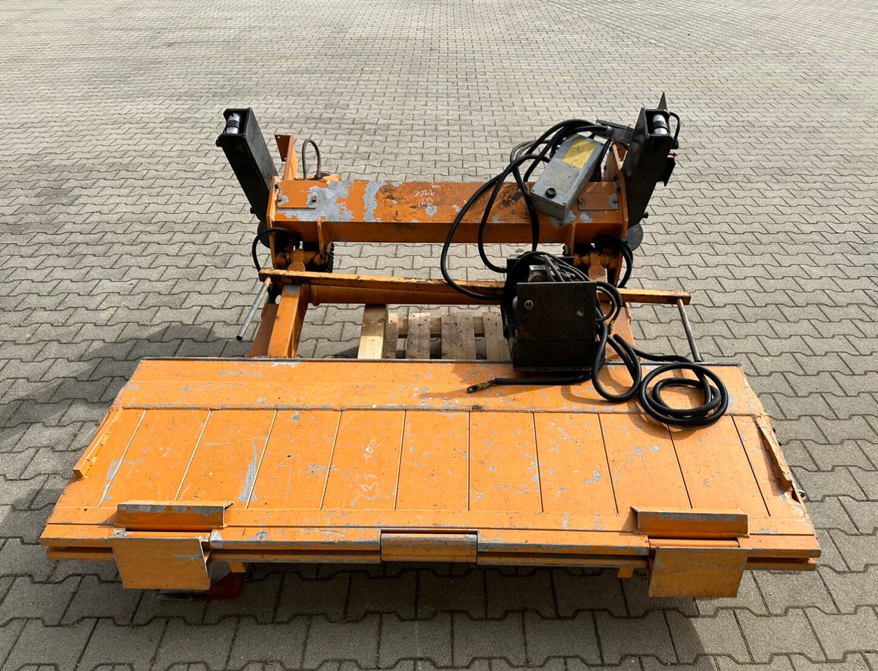 Unimog Heckladebordwand Unbekannt 427 - Dvižna ploščad zadaj: slika 2 Unimog Heckladebordwand Unbekannt 427 - Dvižna ploščad zadaj: slika 2