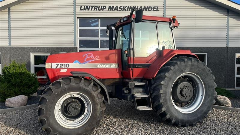 Case IH Magnum 7210 PRO PRO model, og en ejers traktor fra - Traktor: slika 1 Case IH Magnum 7210 PRO PRO model, og en ejers traktor fra - Traktor: slika 1
