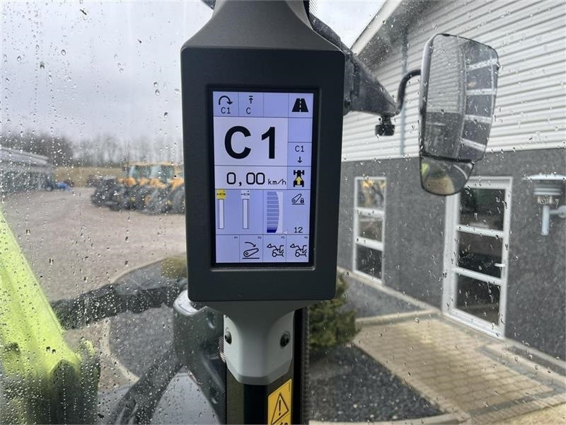 Claas Arion 440 CIS med frontlæsser  lizing Claas Arion 440 CIS med frontlæsser: slika 6