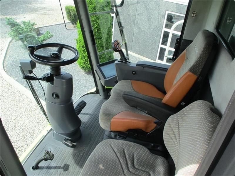 Claas LEXION 570 Klargjort maskine med kun 2066timer og - Kombajn harvester: slika 4 Claas LEXION 570 Klargjort maskine med kun 2066timer og - Kombajn harvester: slika 4