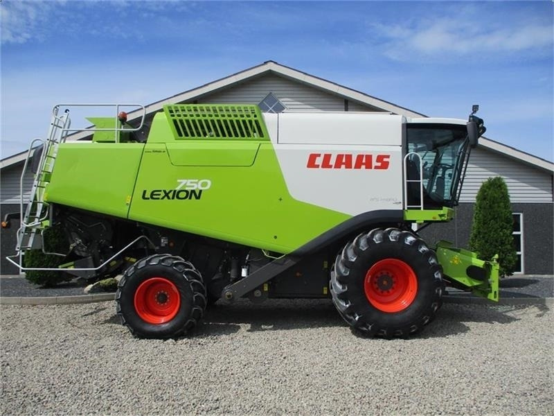 Claas LEXION 750 Gårdmaskine med kun 1480timer og V900 s - Kombajn harvester: slika 2 Claas LEXION 750 Gårdmaskine med kun 1480timer og V900 s - Kombajn harvester: slika 2