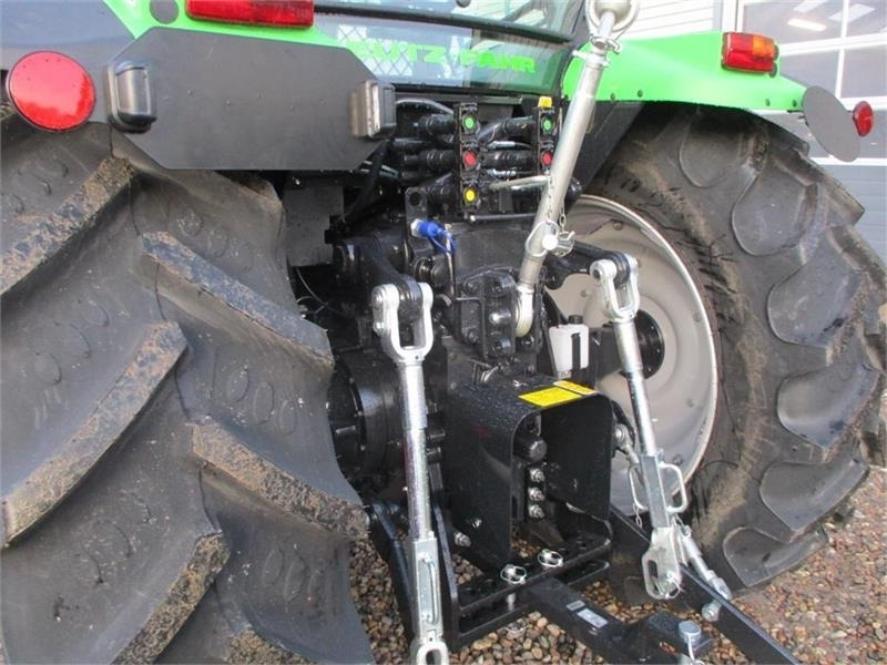 Deutz-fahr Agrofarm 115G with 30F+30R Hi-Lo and CreepGea - Traktor: slika 5 Deutz-fahr Agrofarm 115G with 30F+30R Hi-Lo and CreepGea - Traktor: slika 5