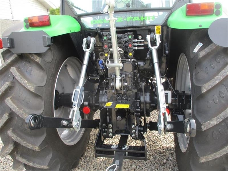 Deutz-fahr Agrofarm 115G with 30F+30R Hi-Lo and CreepGear - Traktor: slika 3 Deutz-fahr Agrofarm 115G with 30F+30R Hi-Lo and CreepGear - Traktor: slika 3