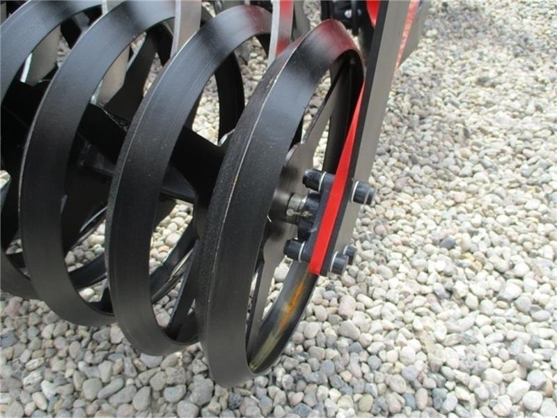 Dexwal Mamut 4 m med v-rings pakker og 560 mm tallerkner - Disk brana: slika 4 Dexwal Mamut 4 m med v-rings pakker og 560 mm tallerkner - Disk brana: slika 4