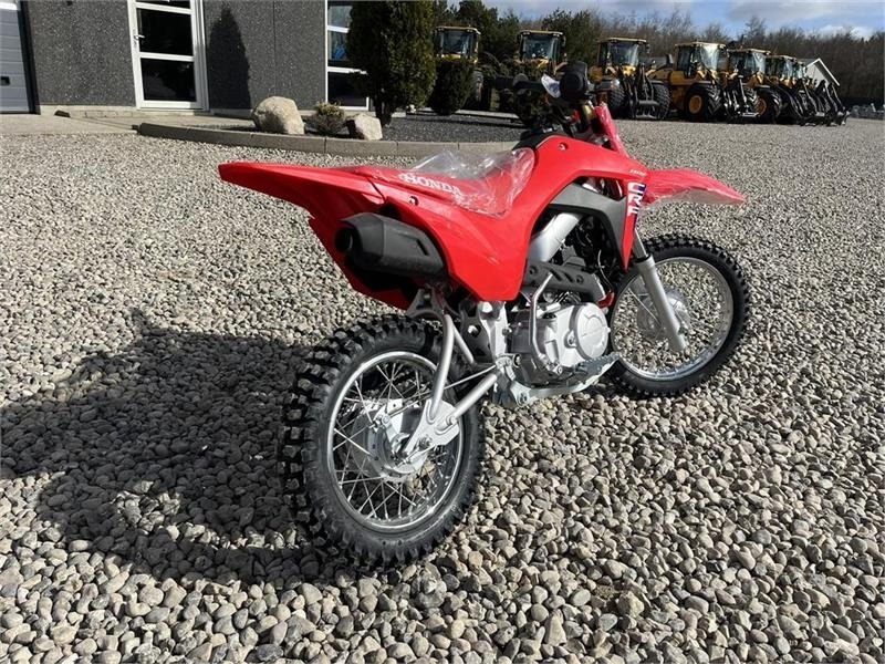 Honda CRF 110 F Den nye model - Štirikolesnik: slika 5 Honda CRF 110 F Den nye model - Štirikolesnik: slika 5