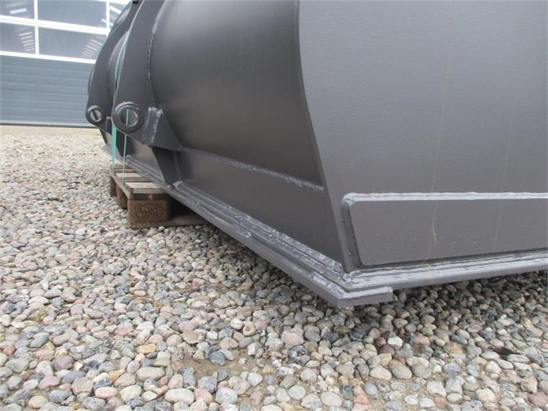 JST Skovl med volvoskifte 300 bred og tager 3.4m3. Den - Kolesni nakladalec: slika 3 JST Skovl med volvoskifte 300 bred og tager 3.4m3. Den - Kolesni nakladalec: slika 3