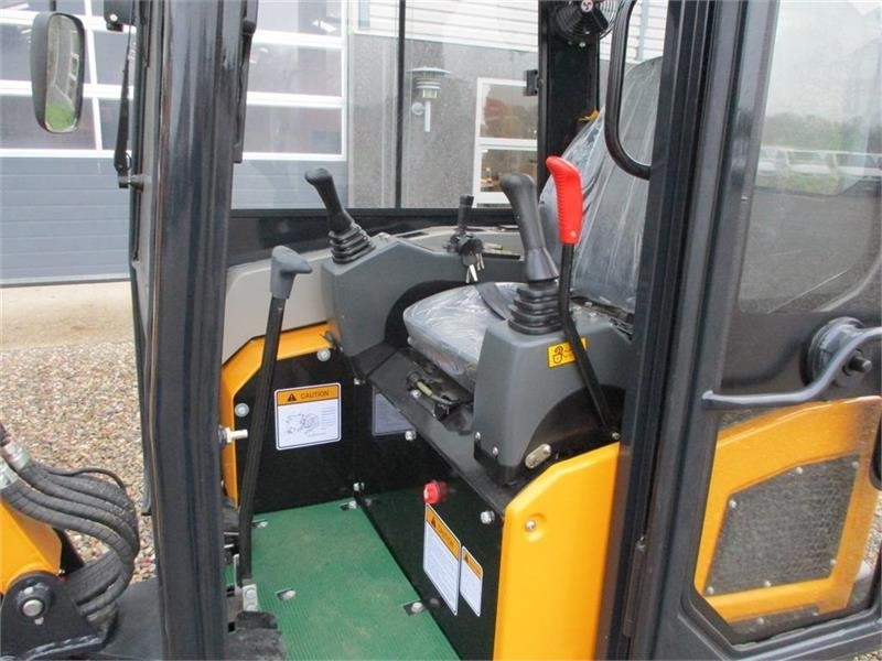Jiahe JH18 MKII med Kubota motor, udskydelig undervogn o - Mini bager: slika 3 Jiahe JH18 MKII med Kubota motor, udskydelig undervogn o - Mini bager: slika 3