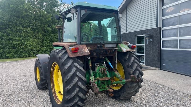 Traktor John Deere 3650 Med frontlift: slika 10 Traktor John Deere 3650 Med frontlift: slika 10