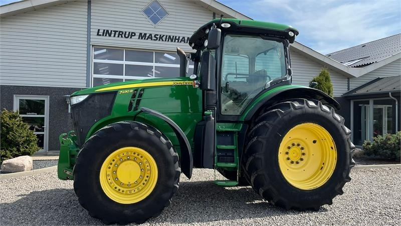 John Deere 7230R Med frontlift. Stor stærk traktor til små pe - Traktor: slika 1 John Deere 7230R Med frontlift. Stor stærk traktor til små pe - Traktor: slika 1