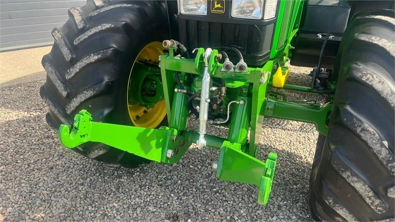 John Deere 7710 8.1L motor, store hjul og frontlift. En ejere - Traktor: slika 4 John Deere 7710 8.1L motor, store hjul og frontlift. En ejere - Traktor: slika 4