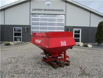Lely Centerline CL 2400 Med hydraulisk tilt til kantspr - Trosilnik gnoja: slika 1 Lely Centerline CL 2400 Med hydraulisk tilt til kantspr - Trosilnik gnoja: slika 1
