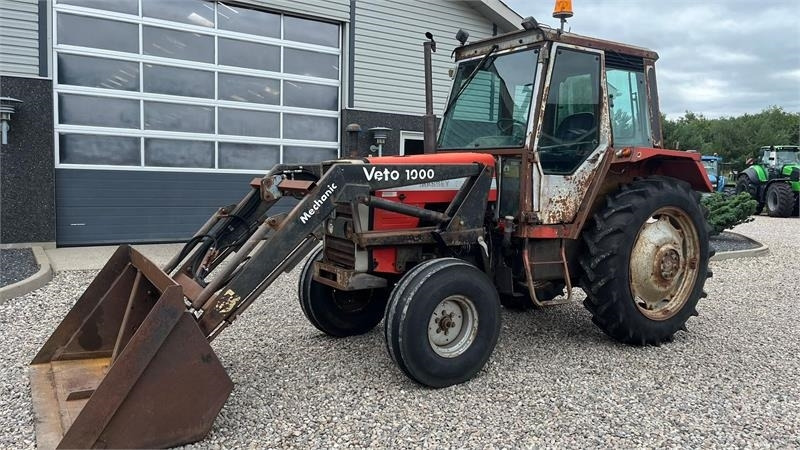 Massey Ferguson 690 Speedshift med frontlæsser - Traktor: slika 2 Massey Ferguson 690 Speedshift med frontlæsser - Traktor: slika 2