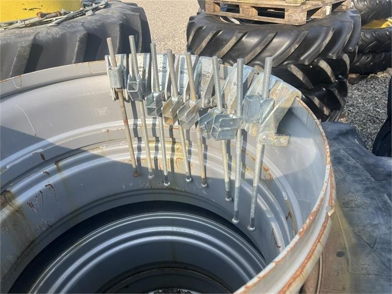 Michelin 20.8R38 Sølv med ring og 8 MD+ låse - Guma za Kmetijski stroj: slika 2 Michelin 20.8R38 Sølv med ring og 8 MD+ låse - Guma za Kmetijski stroj: slika 2