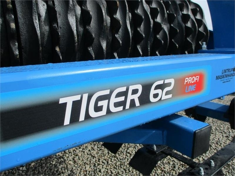 Kmetijski valjar Namyslo Tiger 620 med hydraulisk lammelplanke / plannerpla: slika 11