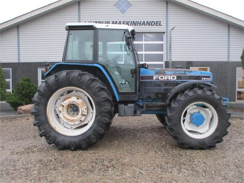 New Holland 7840 SLE, med rigtig god dæk montering og knap på - Traktor: slika 2 New Holland 7840 SLE, med rigtig god dæk montering og knap på - Traktor: slika 2