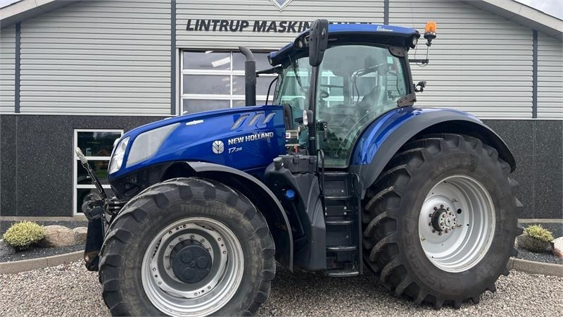 New Holland T7.315 Auto Command BluePower med frontlift - Traktor: slika 1 New Holland T7.315 Auto Command BluePower med frontlift - Traktor: slika 1