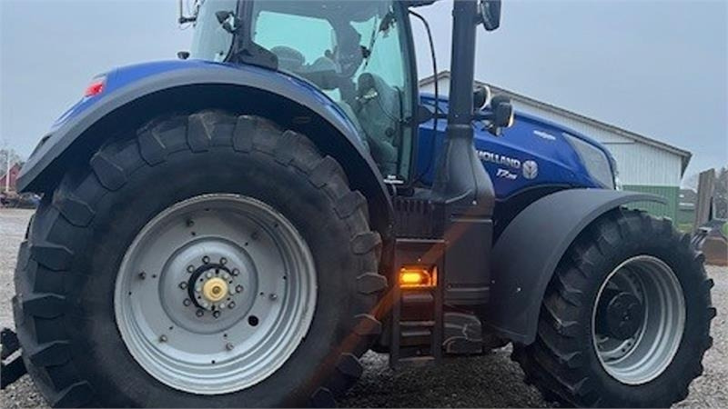 New Holland T7.315 BluePower med frontlift og frontPTO samt ce - Traktor: slika 5 New Holland T7.315 BluePower med frontlift og frontPTO samt ce - Traktor: slika 5