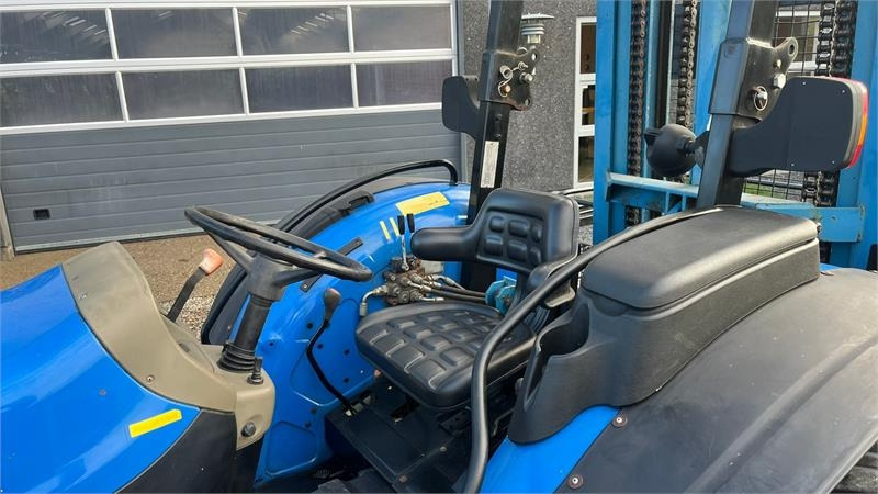 New Holland TN55D Med Byggelift - Traktor: slika 5 New Holland TN55D Med Byggelift - Traktor: slika 5