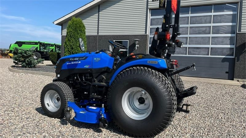 Solis 26 HST Hydrostat Turf hjul og klipperbord - Mestni traktor: slika 4 Solis 26 HST Hydrostat Turf hjul og klipperbord - Mestni traktor: slika 4