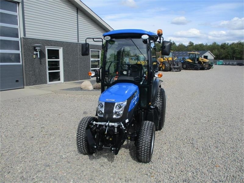 Solis 26 HST Med kabine, Turf dæk og frontlift samt fron - Traktor: slika 4 Solis 26 HST Med kabine, Turf dæk og frontlift samt fron - Traktor: slika 4