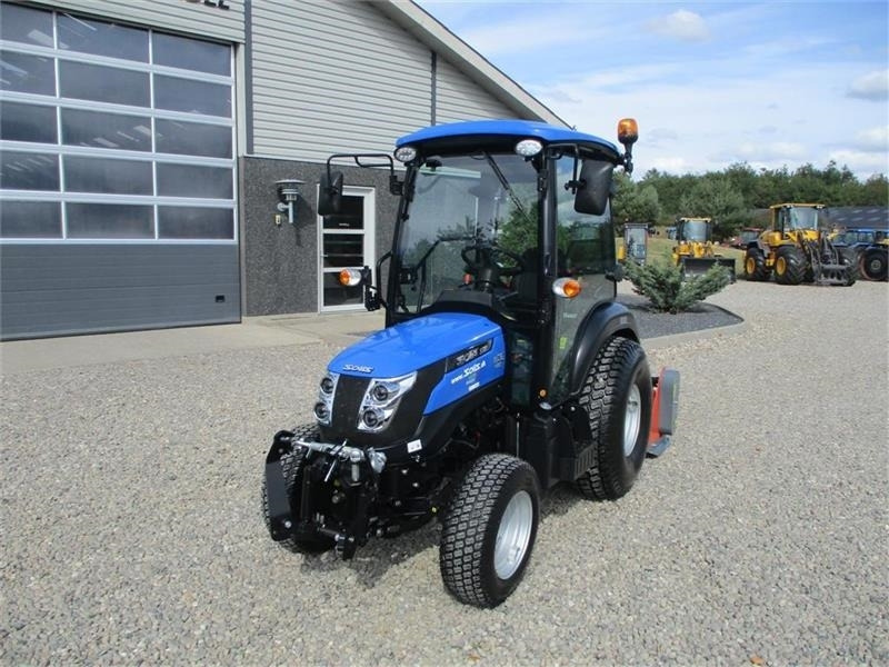 Solis 26 HST Med kabine, Turf dæk og frontlift samt fron - Traktor: slika 3 Solis 26 HST Med kabine, Turf dæk og frontlift samt fron - Traktor: slika 3