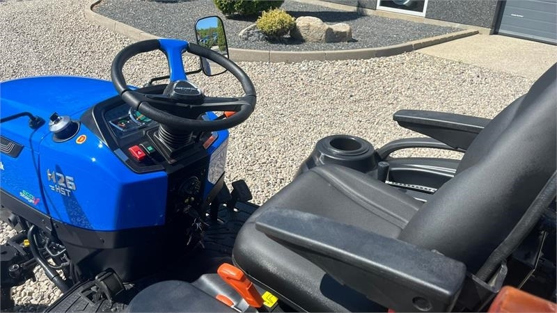 Solis H26 HST Hydrostat. Industrihjul - Mestni traktor: slika 5 Solis H26 HST Hydrostat. Industrihjul - Mestni traktor: slika 5