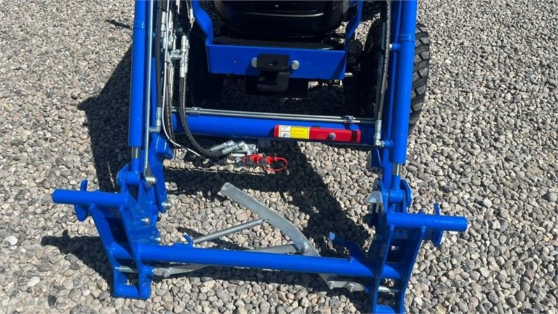 Solis H26 HST Med Frontlæsser og GardenPro dæk - Traktor: slika 4 Solis H26 HST Med Frontlæsser og GardenPro dæk - Traktor: slika 4