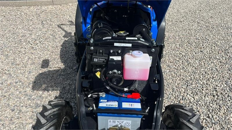 Solis S26 6+2 Gearmaskine med Servostyring og brede trak - Traktor: slika 2 Solis S26 6+2 Gearmaskine med Servostyring og brede trak - Traktor: slika 2
