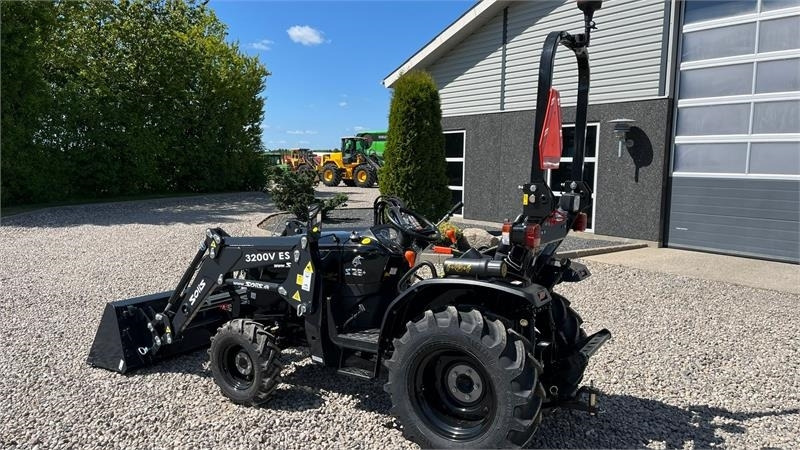 Mestni traktor Solis S26 6+2 gearmaskine Limited Edition i sort med bre: slika 17