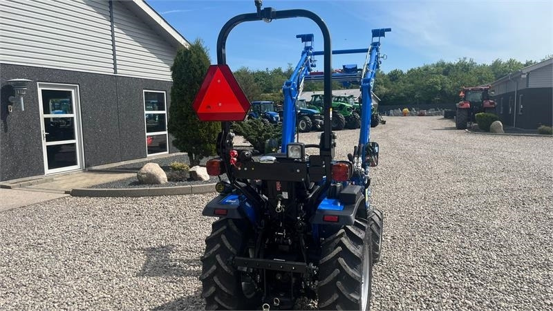 Mestni traktor Solis S26 6+2 gearmaskine med Fuldhydraulisk frontlæsser: slika 19