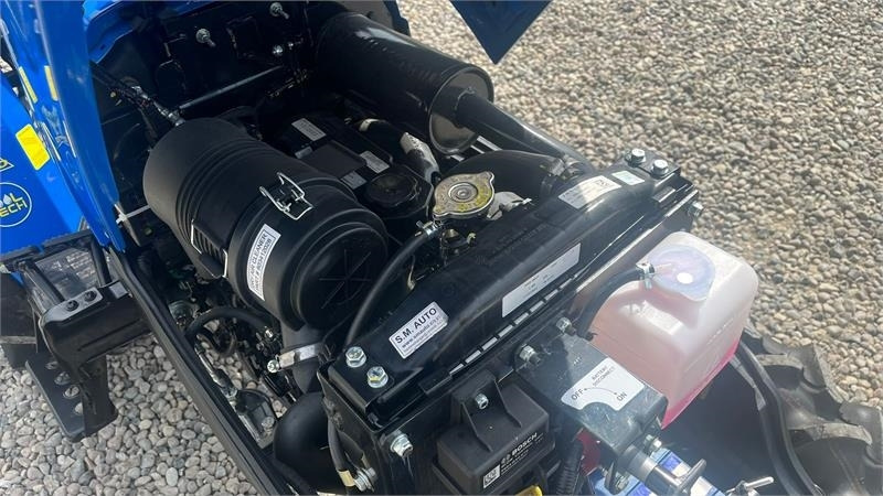 Mestni traktor Solis S26 6+2 gearmaskine med Fuldhydraulisk frontlæsser: slika 9