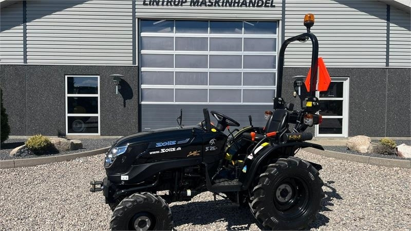 Solis S26 Limited Edition i sort 6+2 Gearmaskine med Ser - Mestni traktor: slika 1 Solis S26 Limited Edition i sort 6+2 Gearmaskine med Ser - Mestni traktor: slika 1
