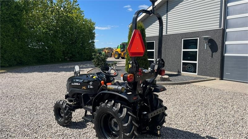 Solis S26 Limited Edition i sort 6+2 Gearmaskine med Ser - Mestni traktor: slika 3 Solis S26 Limited Edition i sort 6+2 Gearmaskine med Ser - Mestni traktor: slika 3