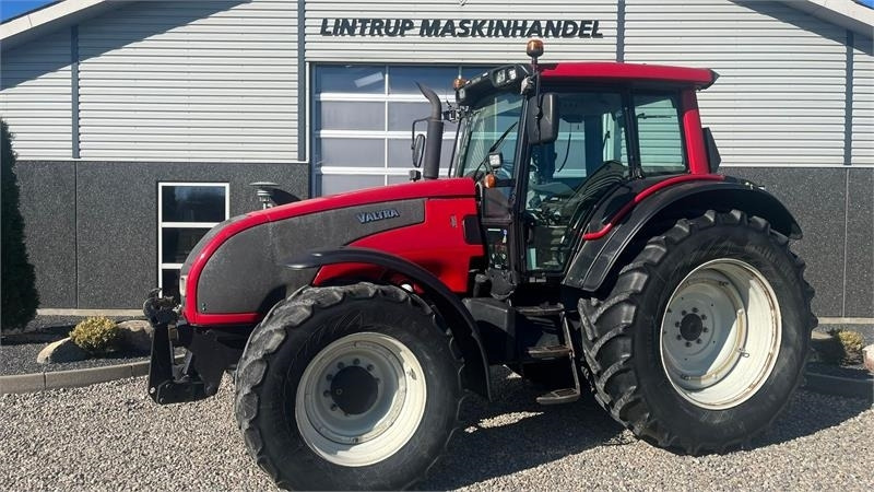 Valtra T171 Frontlift og fuld affjedring - Traktor: slika 1 Valtra T171 Frontlift og fuld affjedring - Traktor: slika 1
