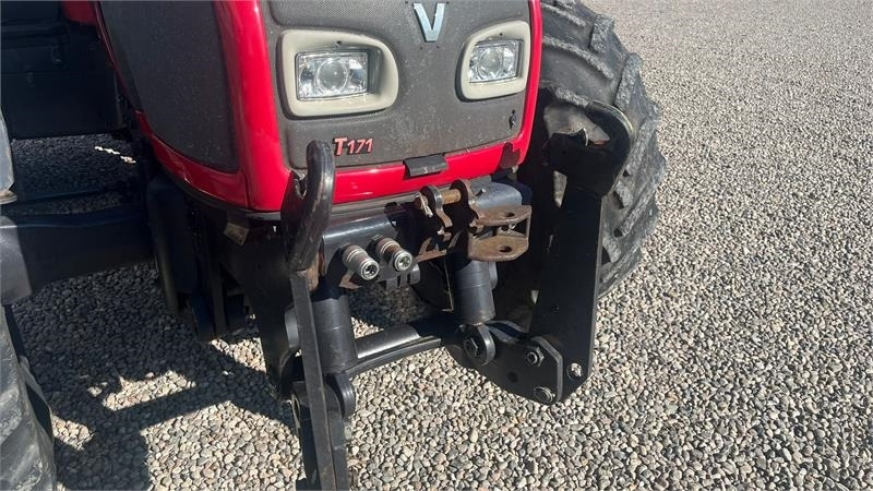 Valtra T171 Frontlift og fuld affjedring - Traktor: slika 5 Valtra T171 Frontlift og fuld affjedring - Traktor: slika 5