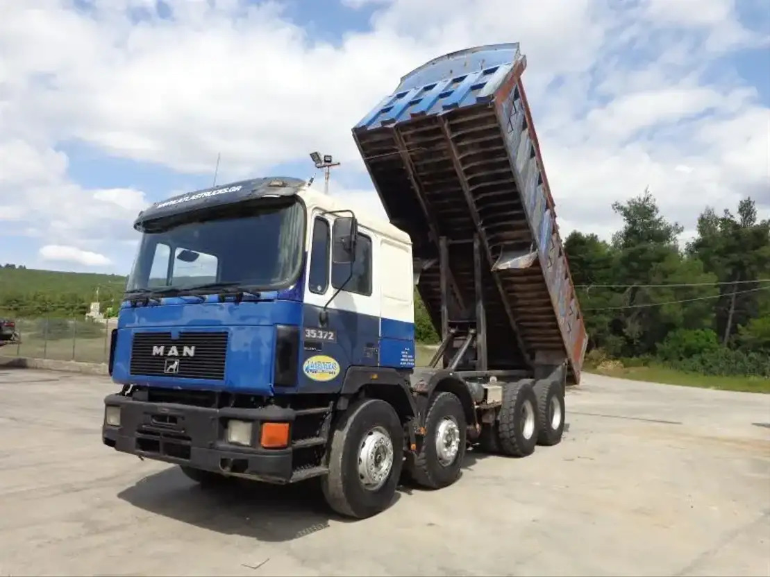 MAN 33.372 MAN 35.372 8X4 Kipper -Airco - Tovornjak prekucnik: slika 1 MAN 33.372 MAN 35.372 8X4 Kipper -Airco - Tovornjak prekucnik: slika 1