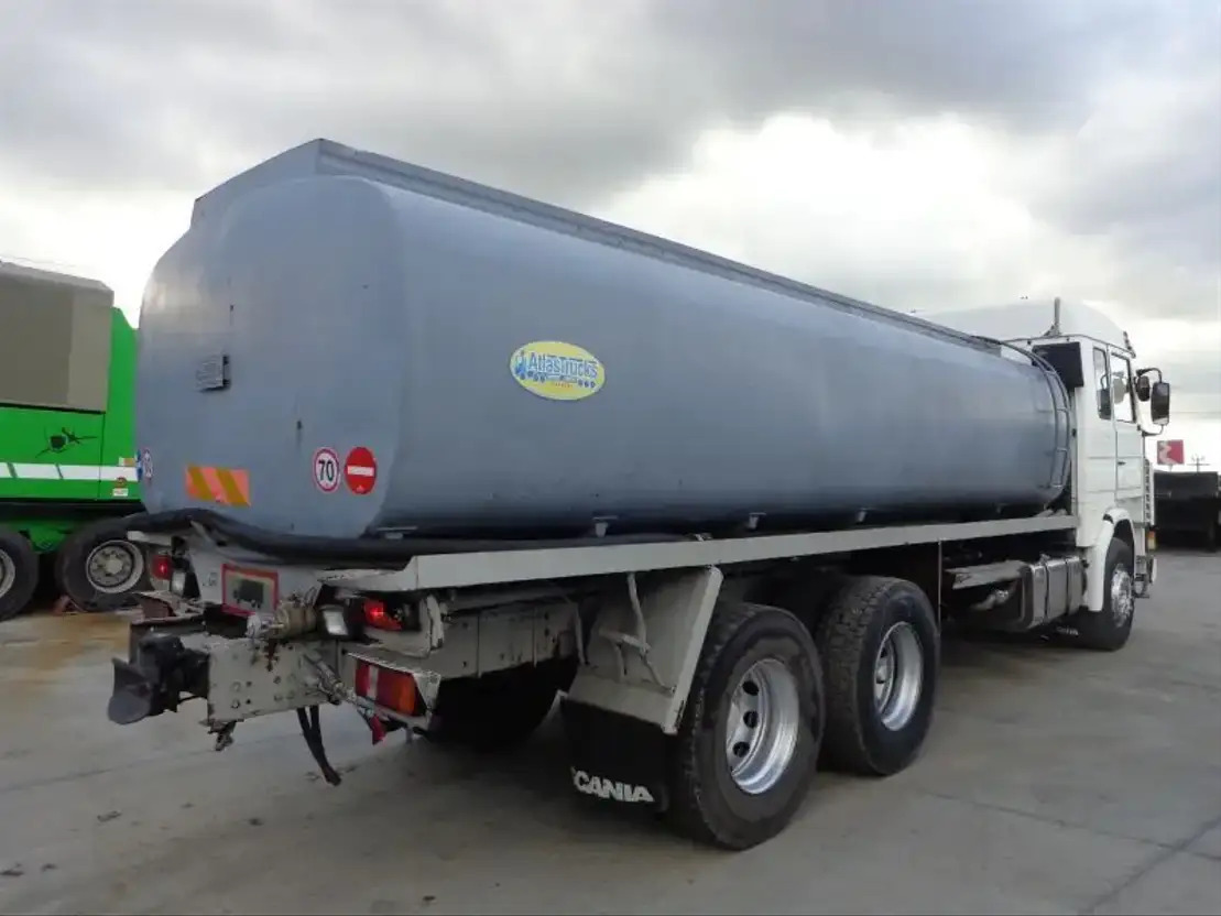 Scania R143-470 V8 Scania R143HL .470 6X2 Diesel/OIL Tank - Tovornjak cisterna: slika 5 Scania R143-470 V8 Scania R143HL .470 6X2 Diesel/OIL Tank - Tovornjak cisterna: slika 5