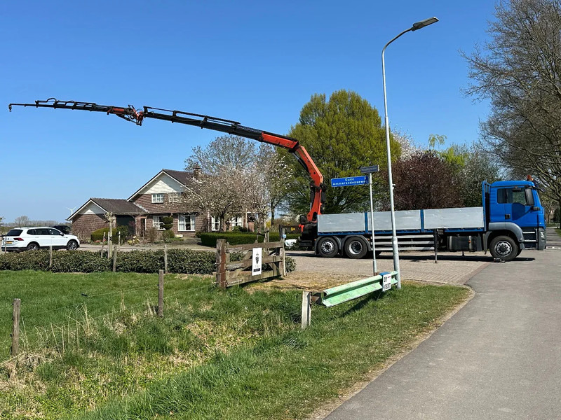 MAN TGA 26.440 6x4 HYDRODRIVE!!PALFINGER 29tm Fly jib/!!!ROOF/DACH/MONTAGE!!MANUTENTION!! CRANE!! - Tovornjak z dvigalom: slika 4 MAN TGA 26.440 6x4 HYDRODRIVE!!PALFINGER 29tm Fly jib/!!!ROOF/DACH/MONTAGE!!MANUTENTION!! CRANE!! - Tovornjak z dvigalom: slika 4