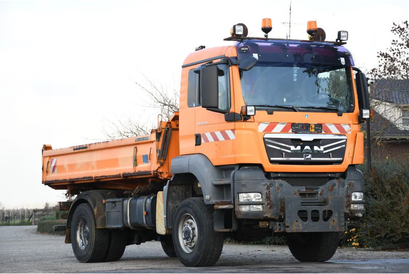 MAN TGS 18.320 AK!!4X4!! KIPPER MEILLER!!KOMMUNAL LKW!!KLIMA - Tovornjak prekucnik: slika 2 MAN TGS 18.320 AK!!4X4!! KIPPER MEILLER!!KOMMUNAL LKW!!KLIMA - Tovornjak prekucnik: slika 2