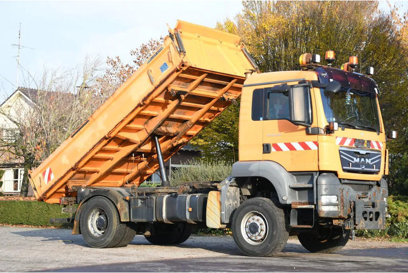 MAN TGS 18.320 AK!!4X4!! KIPPER MEILLER!!KOMMUNAL LKW!!KLIMA - Tovornjak prekucnik: slika 3 MAN TGS 18.320 AK!!4X4!! KIPPER MEILLER!!KOMMUNAL LKW!!KLIMA - Tovornjak prekucnik: slika 3