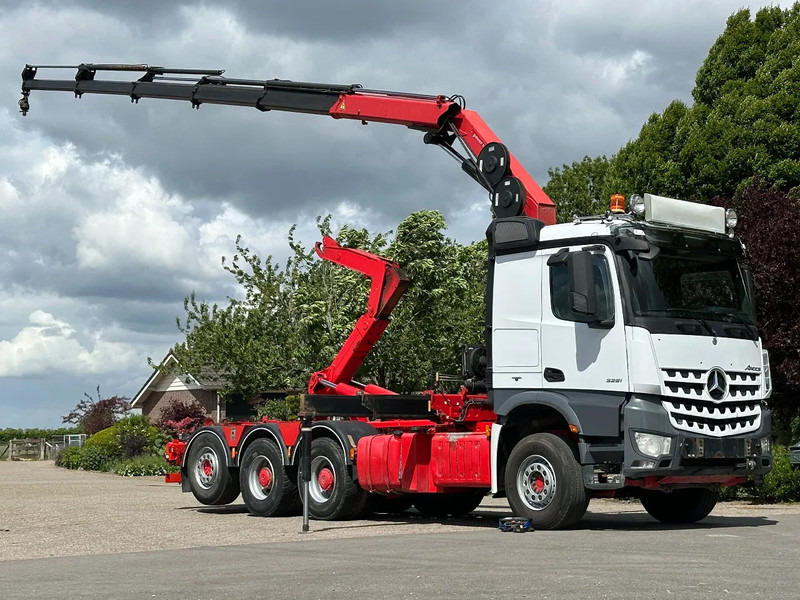 Mercedes-Benz Arocs 3251 8x4 TRIPLE!!26TM KRAAN/HAAK!!EURO6!!TOP! - Kotalni prekucni tovornjak, Tovornjak z dvigalom: slika 2 Mercedes-Benz Arocs 3251 8x4 TRIPLE!!26TM KRAAN/HAAK!!EURO6!!TOP! - Kotalni prekucni tovornjak, Tovornjak z dvigalom: slika 2