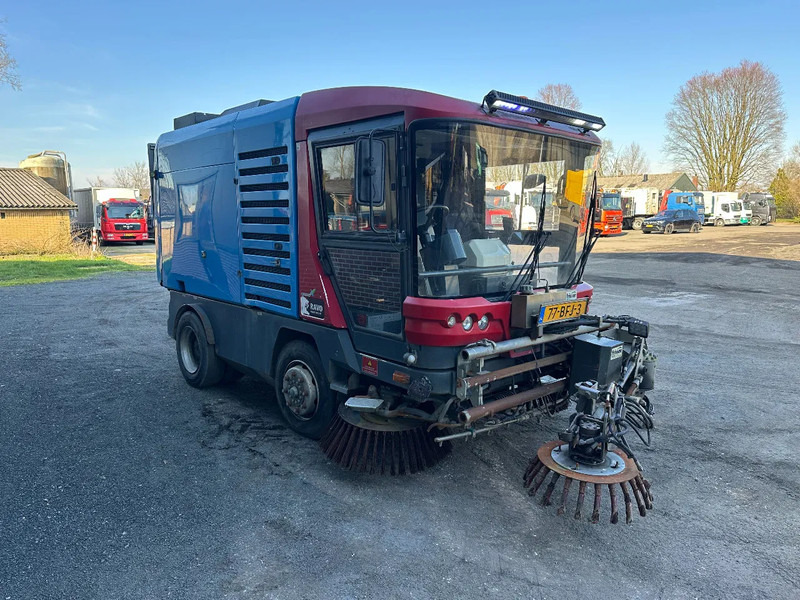 Vozilo za pometanje Ravo 580 VEEGMACHINE/SWEEPER!!: slika 6